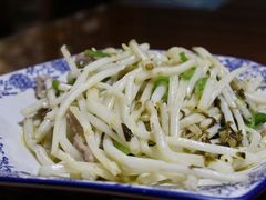 太湖芦苇根炒肉丝-呼吸森林·生态农庄农家乐私房菜