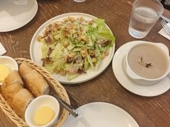 凯撒沙律-Entrecôte 法国牛扒馆(保利·时光里店)
