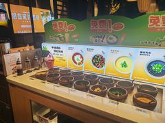 -呷哺呷哺 小火锅 (浦东新欧尚超市店)
