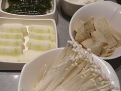 -海底捞火锅(海宁路店)