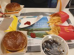 -麦当劳(田林好又多店)