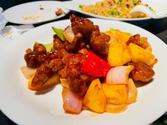 菠萝咕噜肉-鹊玥·粤菜小馆(汇智国际商业中心店)