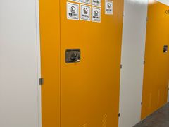 -安东易迷你自助仓储寄存仓库(顾戴路店)