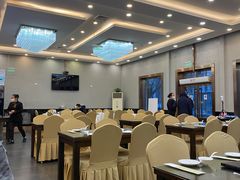 大堂-鸿运楼烤鸭店(天桥店)