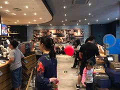 -星巴克臻选(郑州国贸360广场店)