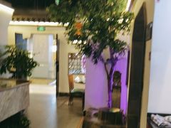 -卢大鲜鱼头捞饭(美利广场店)