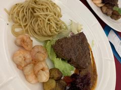 香煎菲力牛排配黑椒汁-红房子西菜馆(淮海中路店)