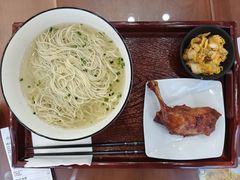 -百年老字号·观振兴蟹黄面·三虾面·苏式面(观前街富仁坊巷店)