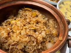牛肝菌焖饭-蔼若春.传承三十年云南菜(金碧公园店)