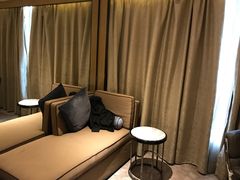 -中山利和希尔顿酒店