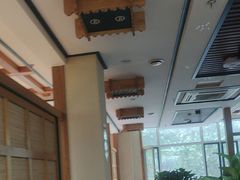 -咱屯子铁锅炖直营店(南湖大路店)
