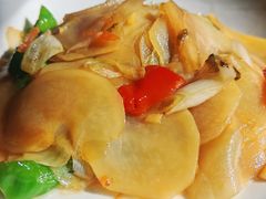 酸菜土豆片-炊烟餐厅