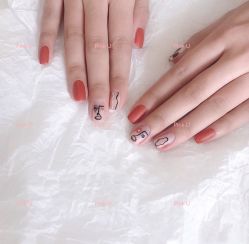 -Pink You美甲美睫纹绣定制中心