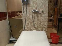 -裕龙汤泉