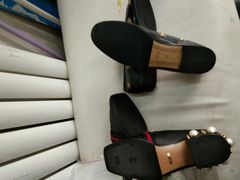 -京伟修鞋洗鞋奢侈品皮具护理店