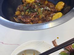 -雪乡人家东北菜·铁锅炖一切(高斯路店)