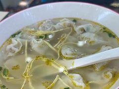 -小杨生煎(金山百联购物中心3楼店)