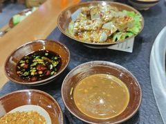 -阿山卓·野生菌火锅·纳西火塘烤肉