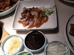 -韵秋荷(宝山龙湖天街店)