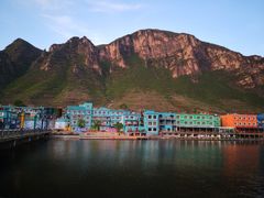 -百里峡七彩艺术小镇