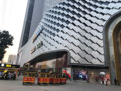-万达广场(龙湖店)