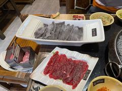 屠场鲜毛肚-唇辣号重庆老火锅(亦庄店)