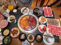 -沸炉重庆老火锅(军事博物馆店)