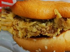 香辣鸡腿堡-麦当劳(天津站三店)