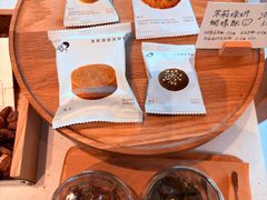 -喜茶(上海打浦桥日月光gelato lab+店)