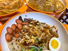 -许西美食一条街