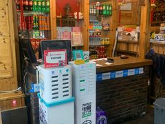 -老东镇啤酒屋海鲜加工·蒸汽海鲜·海鲜烧烤(台东店)