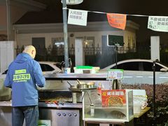 -山野的朋友露营炭火烤肉