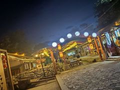 -百里峡七彩艺术小镇