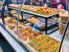 -巴黎贝甜(大宁国际商业广场店)