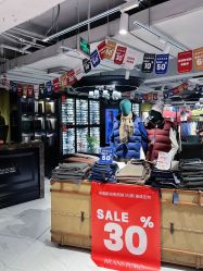 -BRANS PORO布朗斯伯勒西装高级定制·瑞璞西装(金陵店)