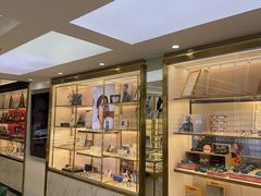 -世纪大明眼镜·林德伯格·蔡司官方授权店(武昌旗舰店)