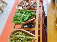 -阿婆情腊排骨火锅(饮玉巷店)