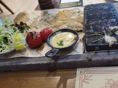 -Mark&Mars Restaurant