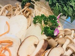 -八珍玉食鸡煲·打边炉(印象城店)