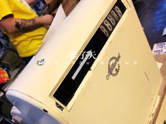 -Retrock Designer Vintage Store