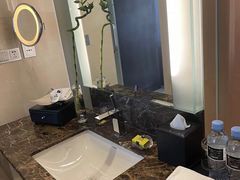 -青岛海尔洲际酒店