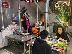 大堂-小财盆地桌烤肉