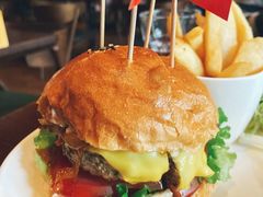 鹅肝牛肉堡FoieGras-B-Bistro 63 创意融合料理(广粤天地店)