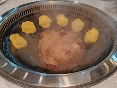 -哈尔滨烧烤·山河村铁锅炖(交大店)