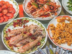 -四川小胡子海鲜(丁村万人海鲜广场店)