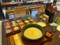 -银米·云南传统过桥米线(双廊黑金冠店)