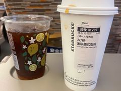 -星巴克(北京西站5号候车室)