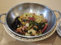 -拿渡麻辣香锅(世茂广场·工三店)