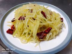 -老郑家东北春饼(龙悦居店)
