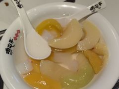 -咱屯子铁锅炖直营店(南湖大路店)